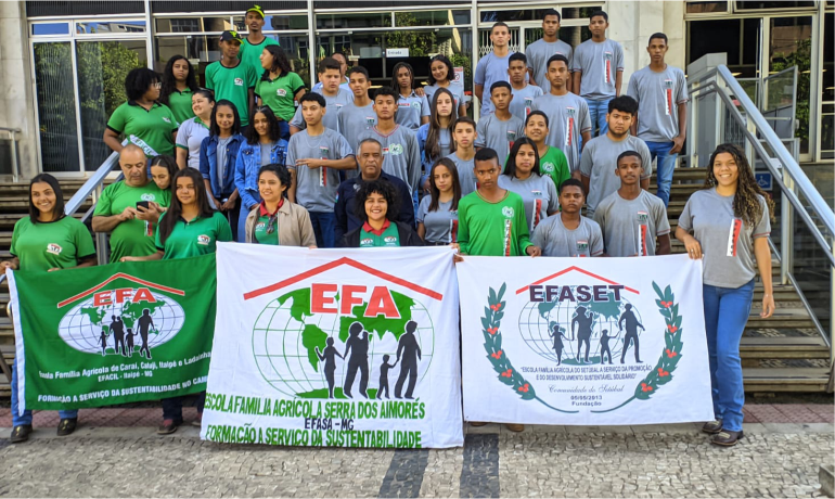 DEBATE PÚBLICO EDUCAÇÃO DO CAMPO EM MINAS GERAIS